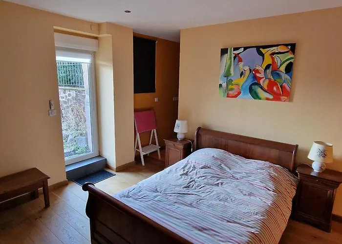 La Ferme Des Cherierres - Piscine Interieure Chauffee